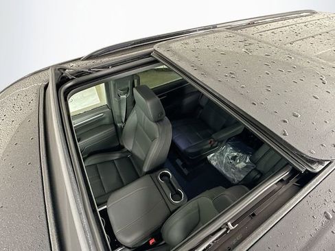 New 2026 Chevrolet Suburban RST w/ Advanced Technology Package image 25