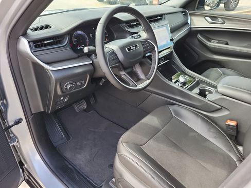 New 2026 Jeep Grand Cherokee Altitude AWD/4WD image 10