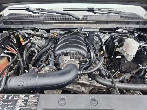 Used 2017 Chevrolet Silverado 1500 LT w/ All Star Edition image 31