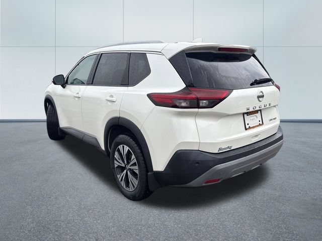 Used 2021 Nissan Rogue SV AWD/4WD image 2
