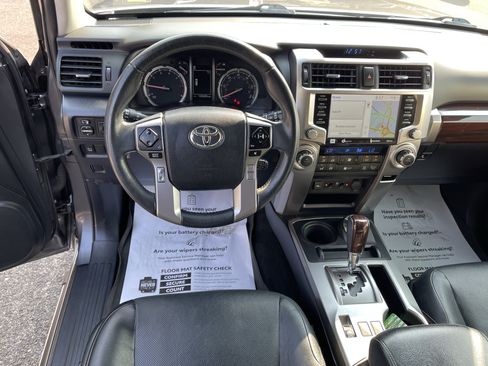 Certified 2022 Toyota 4Runner Limited AWD/4WD image 11