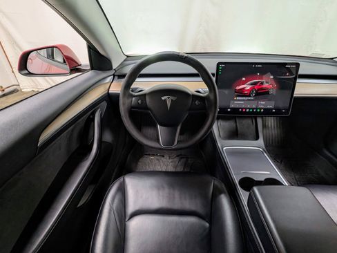 Used 2022 Tesla Model 3 Long Range AWD/4WD image 2