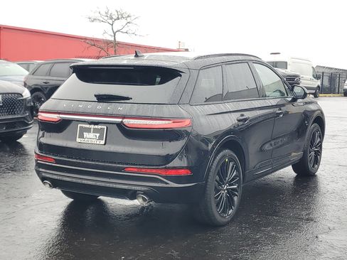 New 2026 Lincoln Corsair Grand Touring image 4