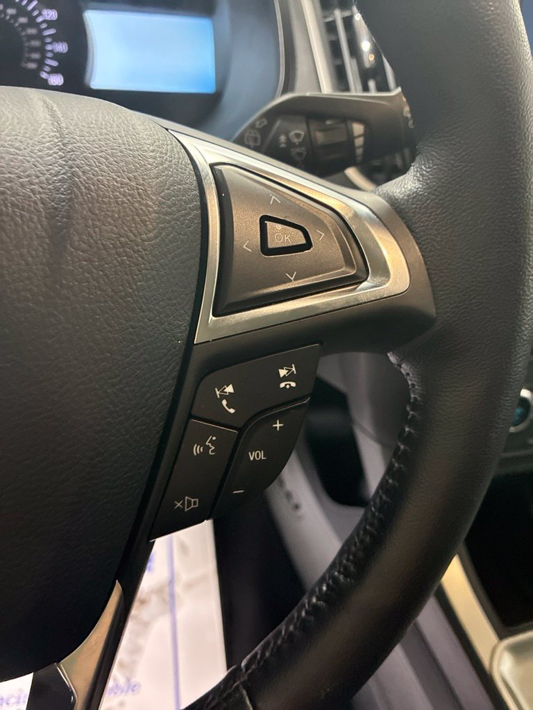 Used 2023 Ford Edge SEL w/ Convenience Package AWD/4WD image 17