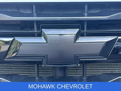 Used 2025 Chevrolet Silverado 2500 Custom w/ Custom Value Package AWD/4WD image 31