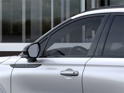 New 2024 Lincoln Corsair Reserve w/ Equipment Group 201A image 20