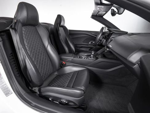 Used 2023 Audi R8 V10 performance RWD image 43
