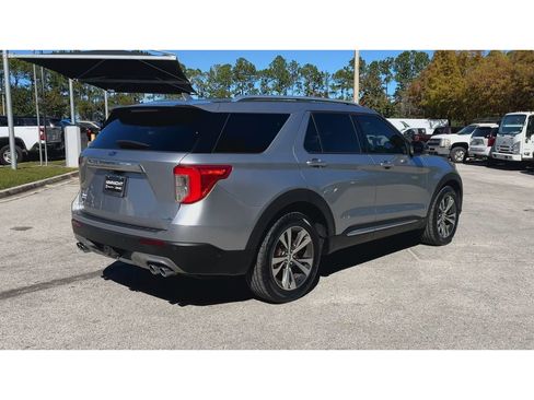 Used 2020 Ford Explorer Platinum w/ Premium Technology Package image 8