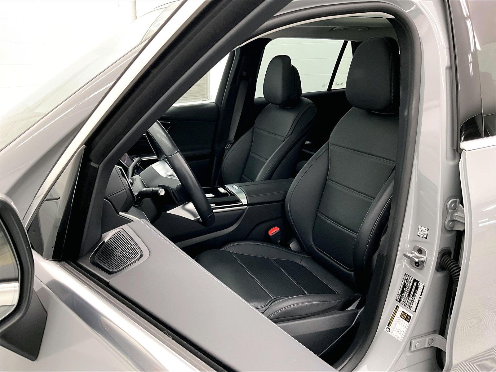 Certified 2025 Mercedes-Benz GLC 350e 4MATIC image 16