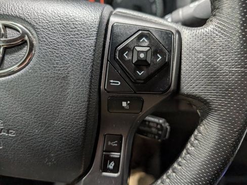 Used 2018 Toyota Tacoma TRD Pro image 21