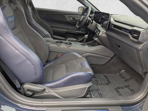 Used 2025 Ford Mustang Dark Horse image 18