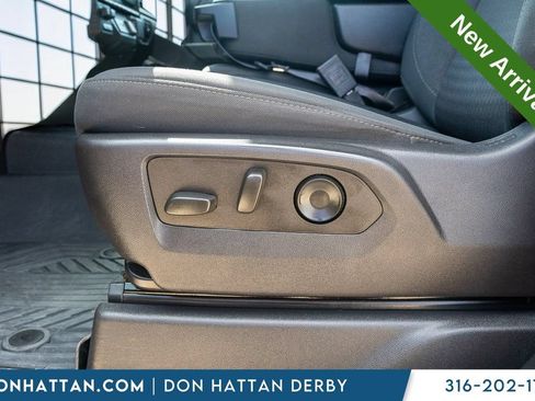 Used 2024 Chevrolet Silverado 2500 Custom w/ Custom Value Package AWD/4WD image 21
