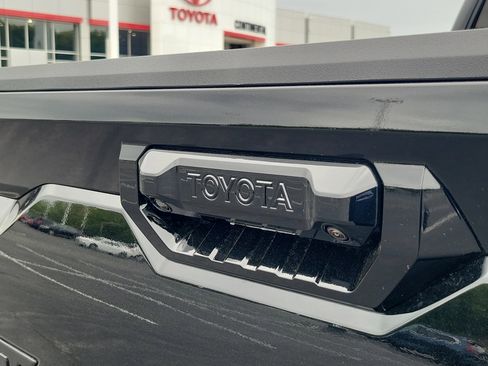 New 2026 Toyota Tundra Limited AWD/4WD image 7