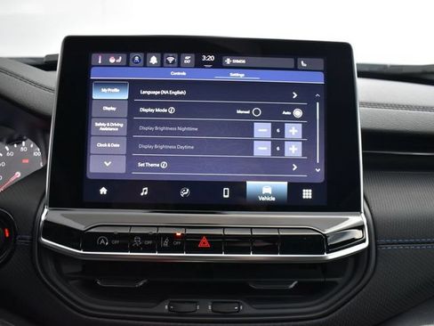 New 2026 Jeep Compass Latitude AWD/4WD image 24