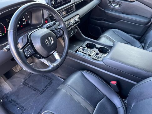 Used 2024 Honda Pilot EX-L image 4