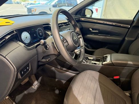 Used 2022 Hyundai Santa Cruz SEL Premium image 22