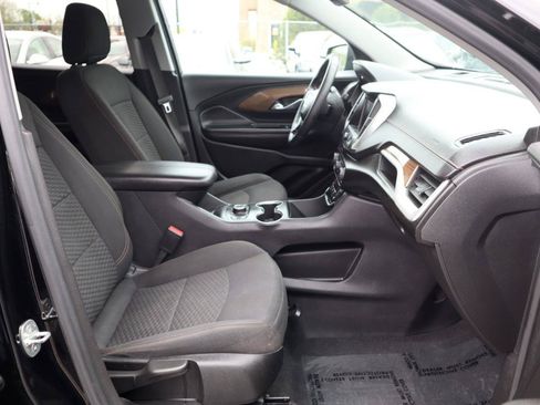 Used 2020 GMC Terrain SLE w/ Driver Convenience Package AWD/4WD image 9
