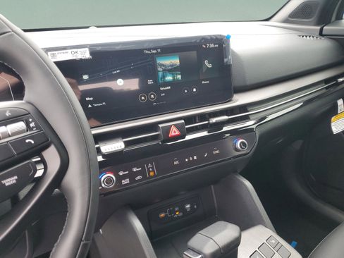 New 2026 Kia Sportage X-Line w/ X-Line Technology Package image 10