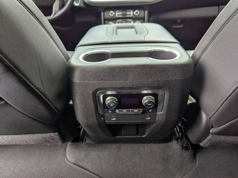 Used 2022 GMC Yukon XL AT4 AWD/4WD image 21