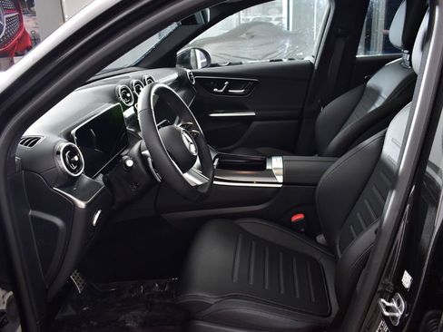 Used 2026 Mercedes-Benz GLC 300 4MATIC image 16