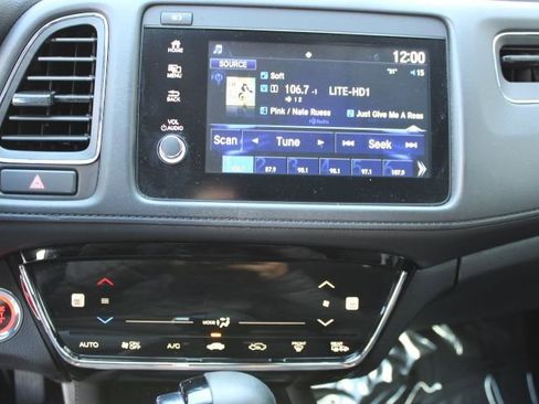 Used 2019 Honda HR-V EX-L image 16