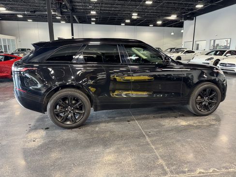 Used 2020 Land Rover Range Rover Velar S AWD/4WD image 17