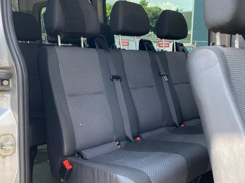Used 2013 Mercedes-Benz Sprinter 2500 image 11