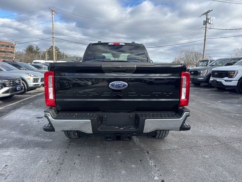 New 2026 Ford F250 XLT w/ FX4 Off-Road Package image 7