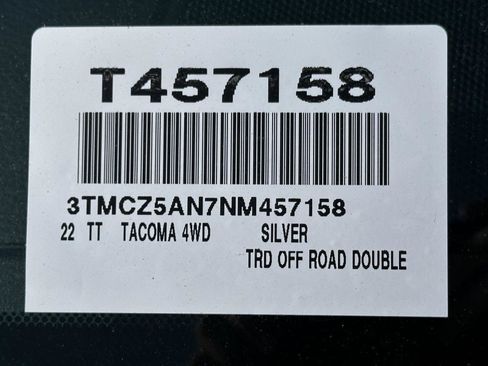 Used 2022 Toyota Tacoma SR5 w/ Technology Package AWD/4WD image 15