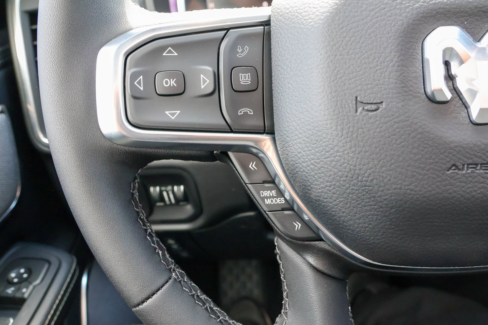 New 2026 RAM 1500 Laramie w/ Night Edition AWD/4WD image 30