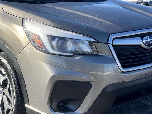 Used 2019 Subaru Forester Premium w/ All-Weather Package image 7