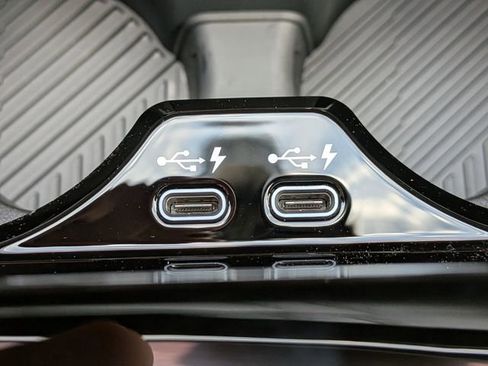 New 2026 BMW 530i w/ Premium Package RWD image 24