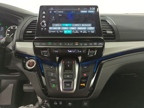 New 2026 Honda Odyssey Touring image 16