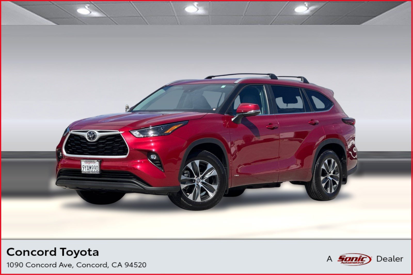 Certified 2026 Toyota Highlander XLE AWD/4WD image 1