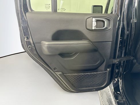 Used 2023 Jeep Wrangler Sahara AWD/4WD image 26