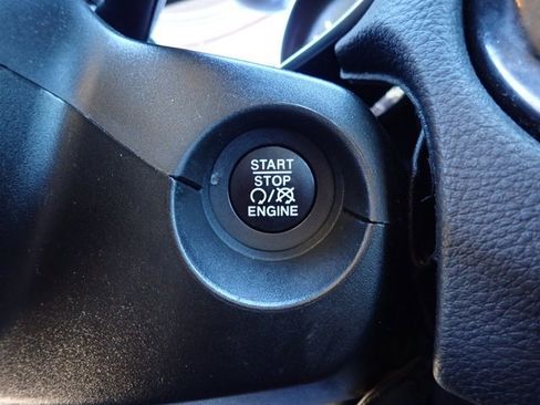 Used 2020 Jeep Compass Altitude image 22