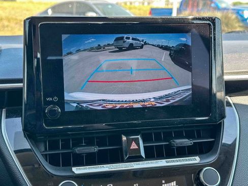 Used 2024 Toyota Corolla LE image 29