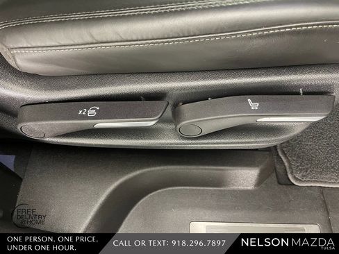 Used 2021 Cadillac Escalade Sport Platinum image 45