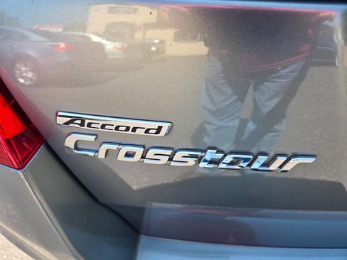 Used 2010 Honda Crosstour EX-L image 10