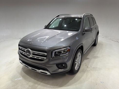 Used 2020 Mercedes-Benz GLB 250 4MATIC image 1