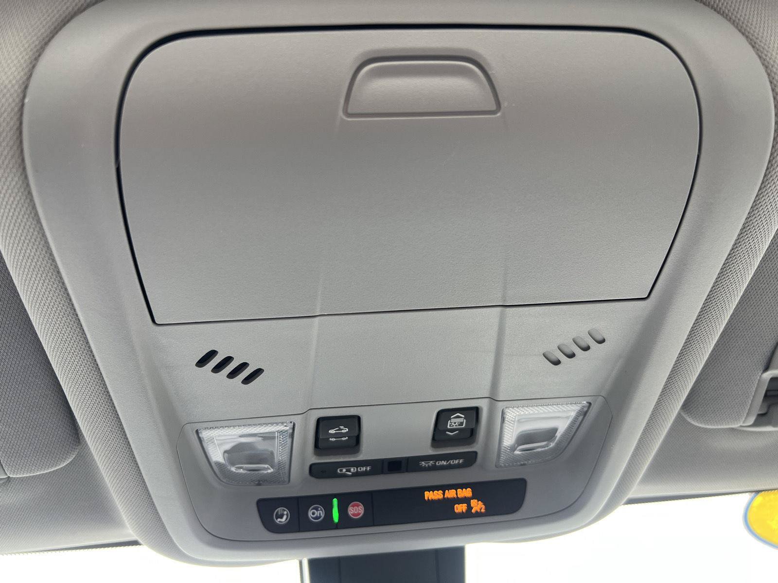Used 2024 Chevrolet Equinox LT AWD/4WD image 33
