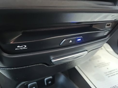 Used 2020 Chrysler Pacifica Limited w/ Advanced Safetytec Group image 65