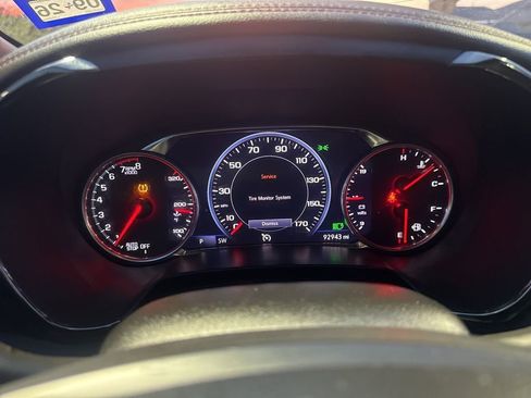 Used 2020 Chevrolet Blazer RS image 35