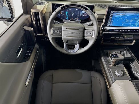 New 2025 GMC Hummer EV 2X w/ LPO, Sport Package image 15