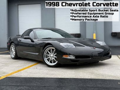 Used 1998 Chevrolet Corvette Coupe w/ Memory Pkg