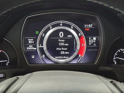 Used 2023 Lexus LS 500 w/ Accessory Package (Z2) RWD image 17