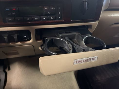 Used 2006 Ford F350 Harley-Davidson image 14