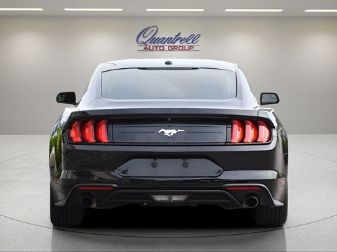 Used 2020 Ford Mustang Coupe RWD image 5