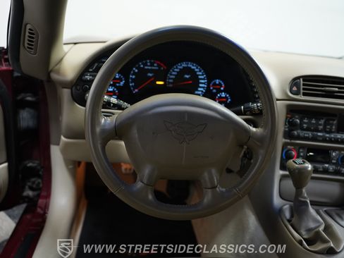 Used 2003 Chevrolet Corvette Convertible w/ Preferred Equipment Group1 RWD image 38