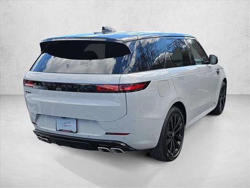Certified 2025 Land Rover Range Rover Sport Autobiography AWD/4WD image 5